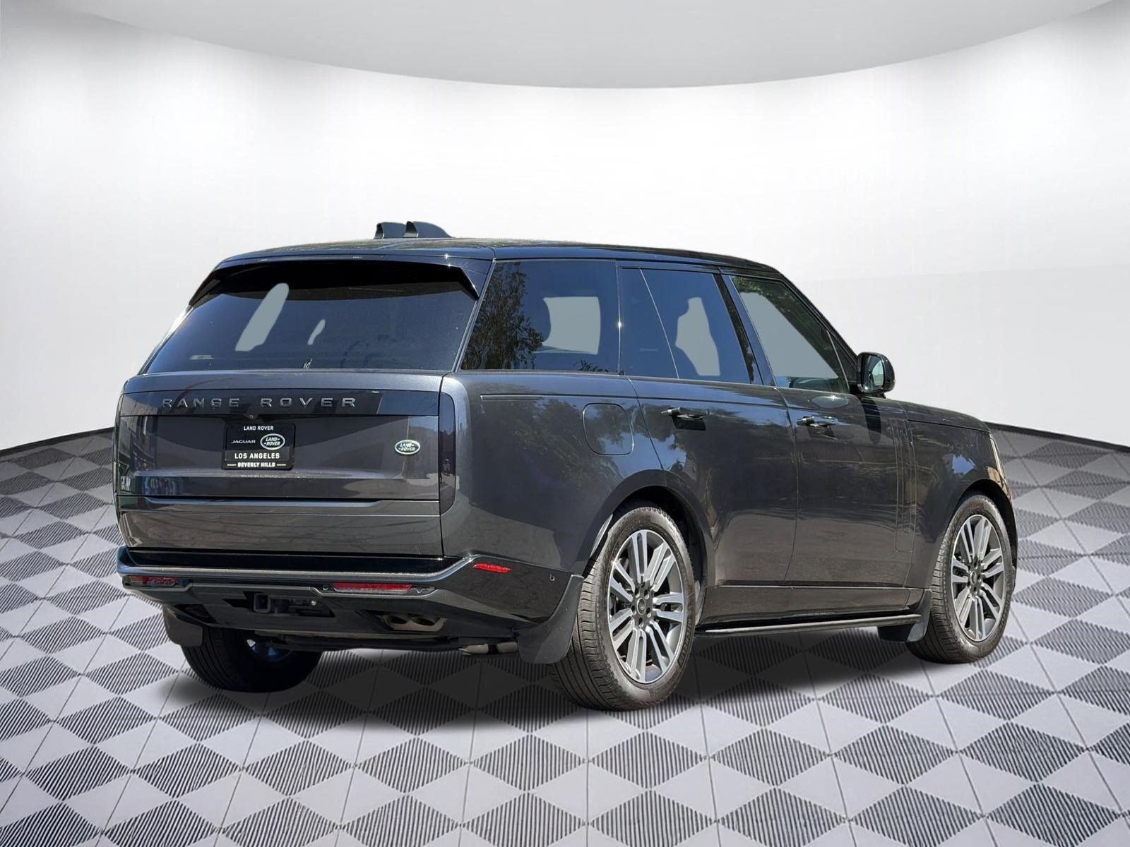 Used 2023 Land Rover Range Rover SE AWD/4WD image 9