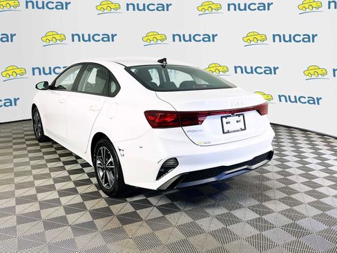 Used 2024 Kia Forte LXS FWD image 5