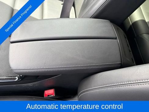 Used 2024 Buick Envision Preferred AWD/4WD image 22