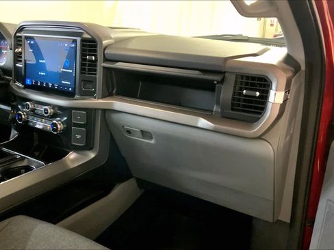 Used 2025 Ford F150 XLT w/ Equipment Group 301A Standard image 18