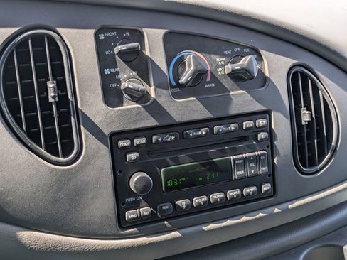 Used 2008 Ford E-350 and Econoline 350 XL image 12