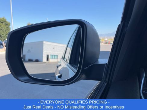 New 2025 Jeep Grand Cherokee L Laredo w/ Trailer Tow Package image 4