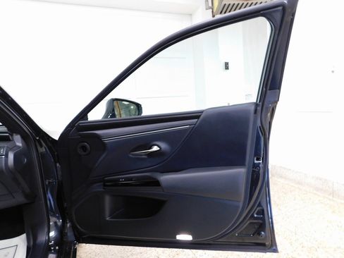 Used 2022 Lexus ES 350 w/ Premium Package image 84