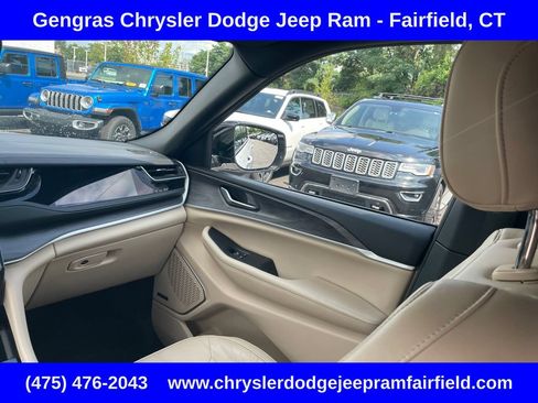 Used 2022 Jeep Grand Cherokee Limited 4xe AWD/4WD image 58