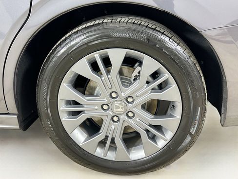 Used 2025 Honda Odyssey Touring image 35