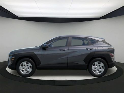 New 2026 Hyundai Kona SE image 3