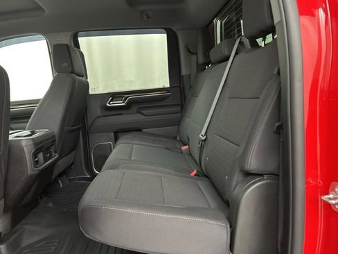 Used 2025 Chevrolet Silverado 2500 LT image 23