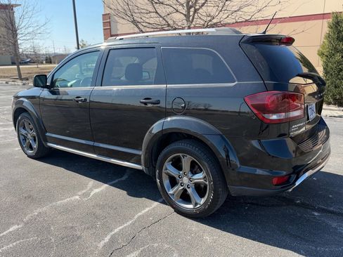 Used 2017 Dodge Journey Crossroad w/ Popular Equipment Group image 3