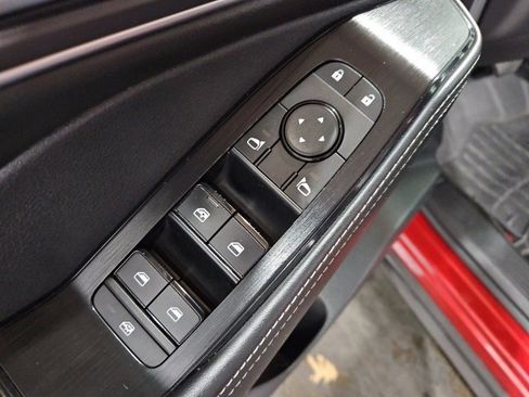 Certified 2021 Nissan Rogue SV w/ Premium Package image 19