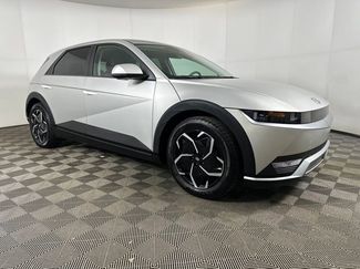 Used 2024 Hyundai Ioniq 5 SEL video 2