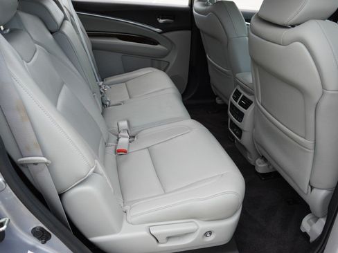 Used 2017 Acura MDX w/ Technology Package FWD image 33