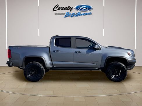 Used 2018 Chevrolet Colorado ZR2 image 13