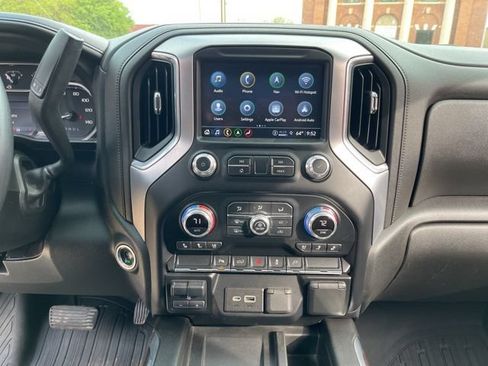 Used 2022 GMC Sierra 2500 SLT AWD/4WD image 31
