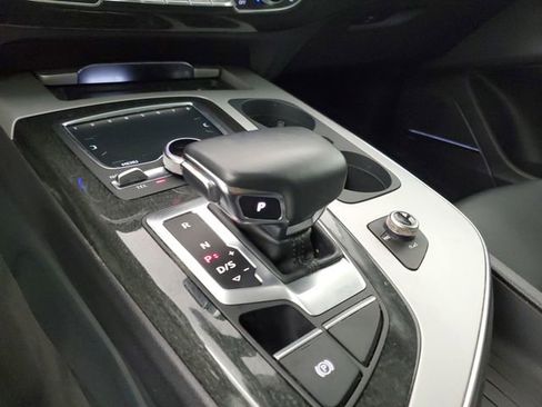 Used 2019 Audi Q7 2.0T Premium Plus w/ Premium Plus Package AWD/4WD image 30