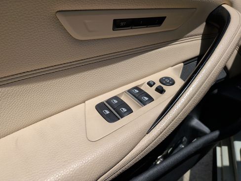 Used 2017 BMW 540i RWD image 14
