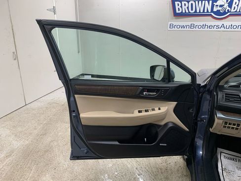 Used 2016 Subaru Outback 2.5i Limited image 13