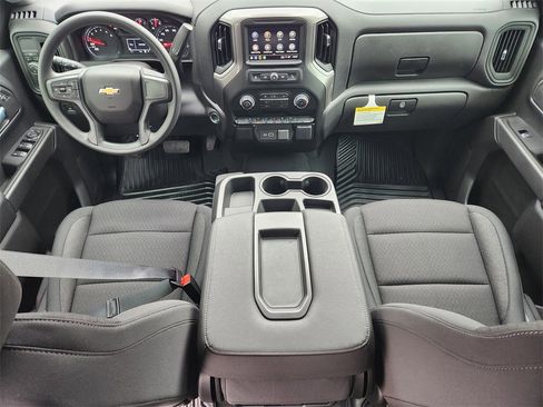 New 2026 Chevrolet Silverado 1500 Custom image 18