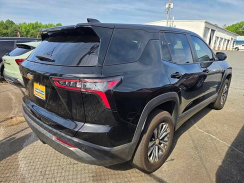 Used 2025 Chevrolet Equinox LT AWD/4WD image 11