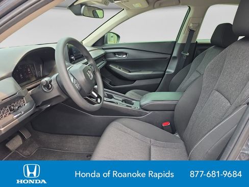 Used 2024 Honda Accord LX image 10