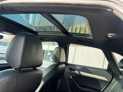 Used 2018 Audi Q3 2.0T Premium w/ Convenience Package image 24