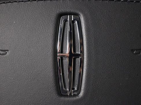 New 2026 Lincoln Nautilus Reserve w/ Jet Appearance Package image 35