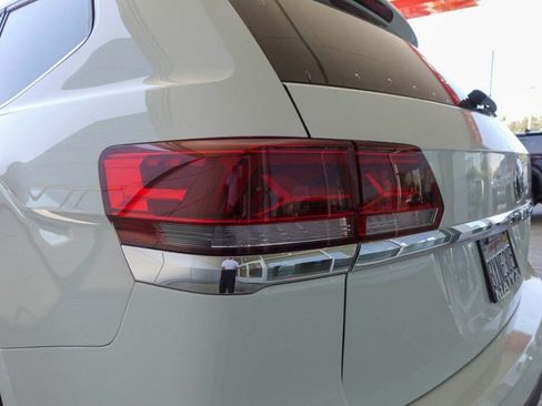 Used 2021 Volkswagen Atlas S image 11