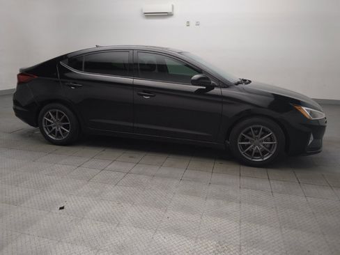 Used 2020 Hyundai Elantra Value Edition w/ Cargo Package (C1) FWD image 11