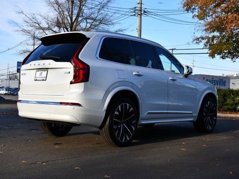 Certified 2025 Volvo XC90 B6 Plus image 7