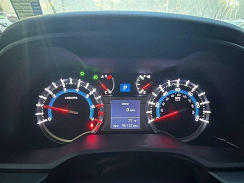 Used 2014 Toyota 4Runner Limited RWD image 7