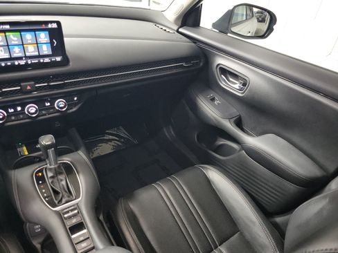 Certified 2024 Honda HR-V EX-L image 15