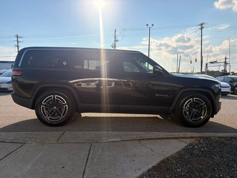 Used 2025 Rivian R1S Adventure AWD/4WD image 20