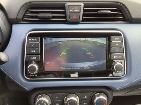 Used 2025 Nissan Versa SV w/ Trunk Package FWD image 17