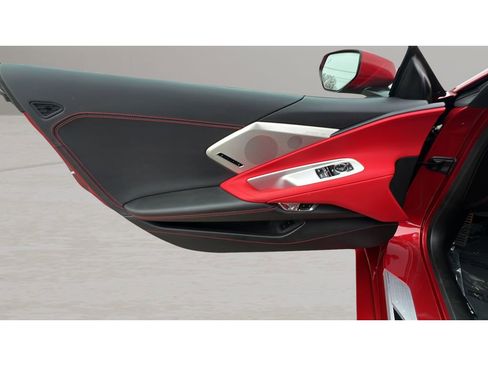 Used 2024 Chevrolet Corvette Stingray Preferred Cpe w/ 2LT image 26