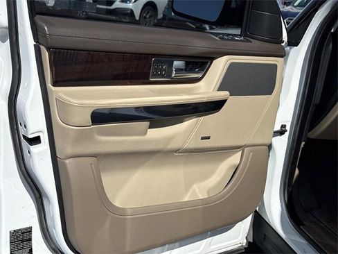 Used 2013 Land Rover Range Rover Sport HSE LUX image 11