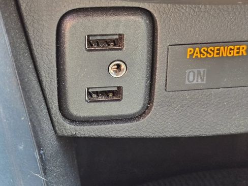 Used 2018 Chevrolet Trax LT w/ LT Convenience Package AWD/4WD image 7