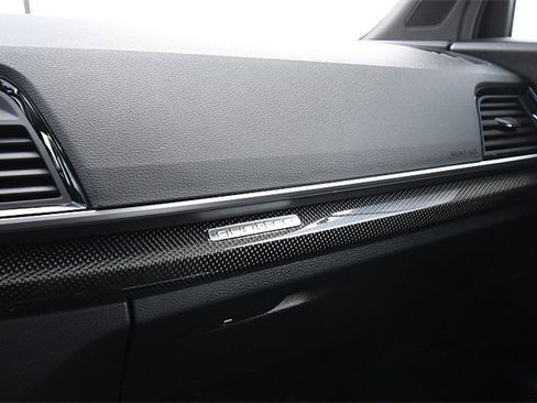 Used 2024 Audi SQ5 Premium Plus image 25