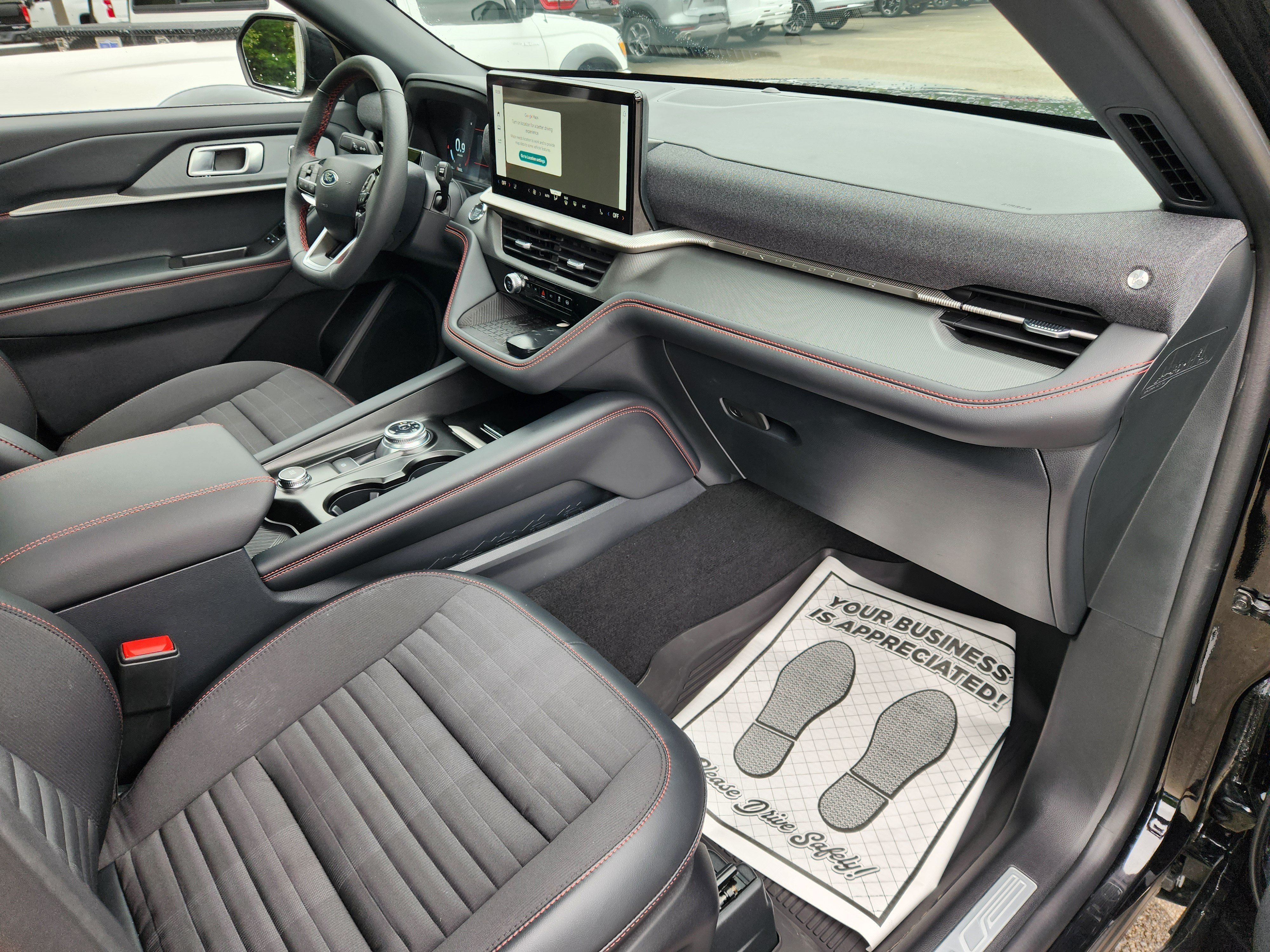 Used 2025 Ford Explorer ST-Line w/ Premium Package AWD/4WD image 49
