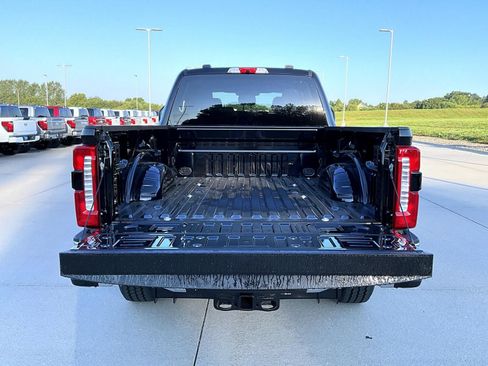 New 2026 Ford F350 XLT w/ XLT Premium Package AWD/4WD image 15