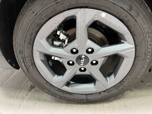 Used 2025 Kia K4 FWD image 38