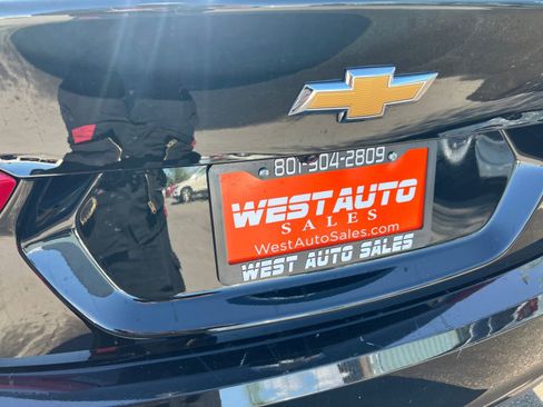 Used 2023 Chevrolet Malibu LT FWD image 25