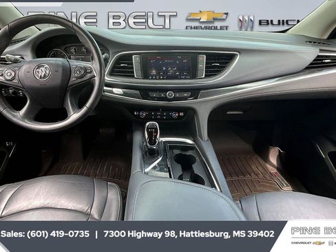 Certified 2020 Buick Enclave Essence image 13