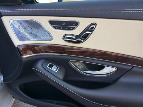 Used 2018 Mercedes-Benz S 450 Sedan image 27