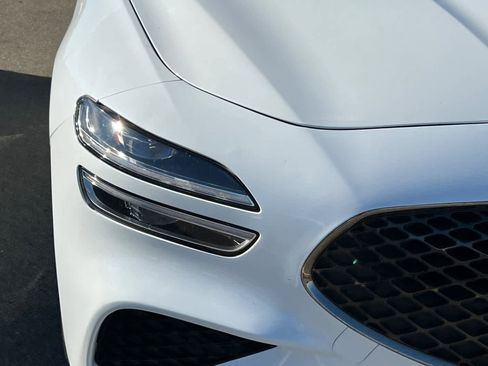 Used 2023 Genesis G70 3.3T w/ Sport Prestige Package image 8