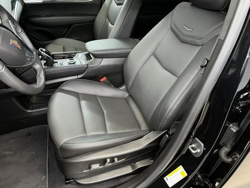 Certified 2023 Cadillac XT5 Premium Luxury image 10