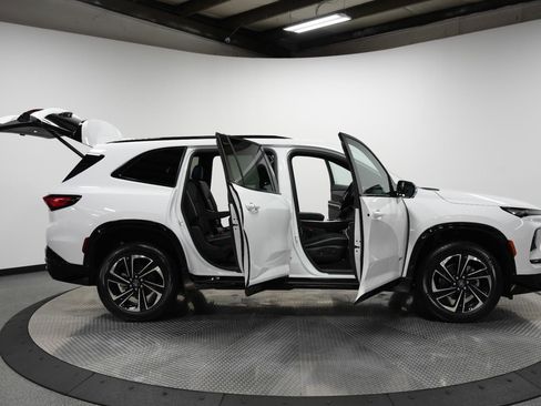 New 2026 Buick Enclave Sport Touring image 10