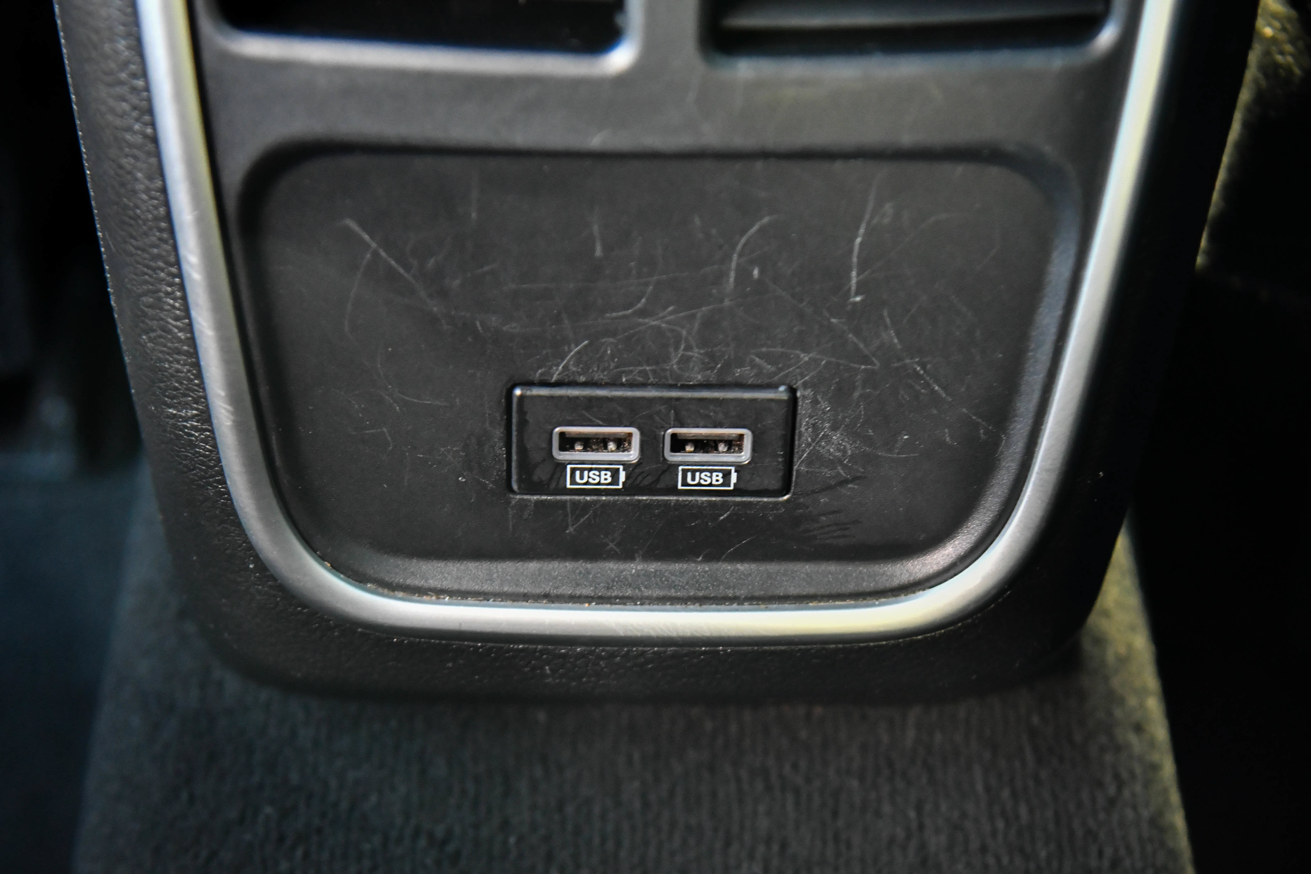Used 2023 Dodge Charger R/T w/ Plus Group RWD image 38