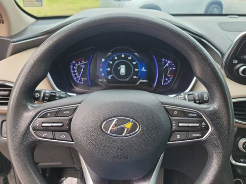 Used 2019 Hyundai Santa Fe SEL FWD image 24