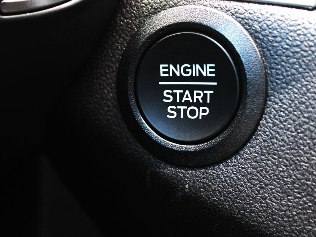 Used 2025 Ford Escape Active AWD/4WD image 26