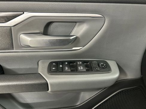 Used 2020 RAM 1500 Big Horn AWD/4WD image 11