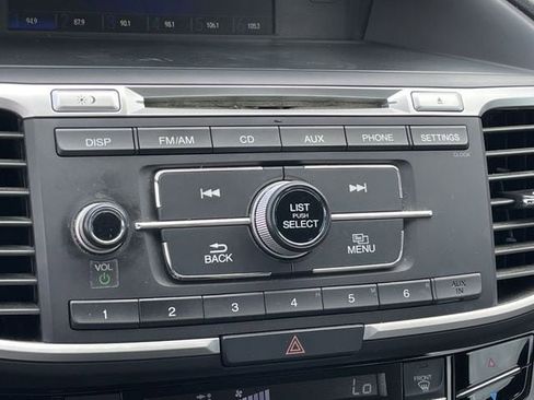 Used 2016 Honda Accord LX image 18
